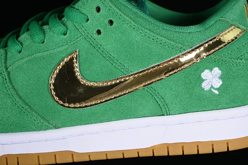 All categories Nk SB Dunk series Nk SB Dunk Low low-top sneakers Nk SB Dunk Low Pro green gold SB smashed backboard fashion casual sneakers BQ6817-303